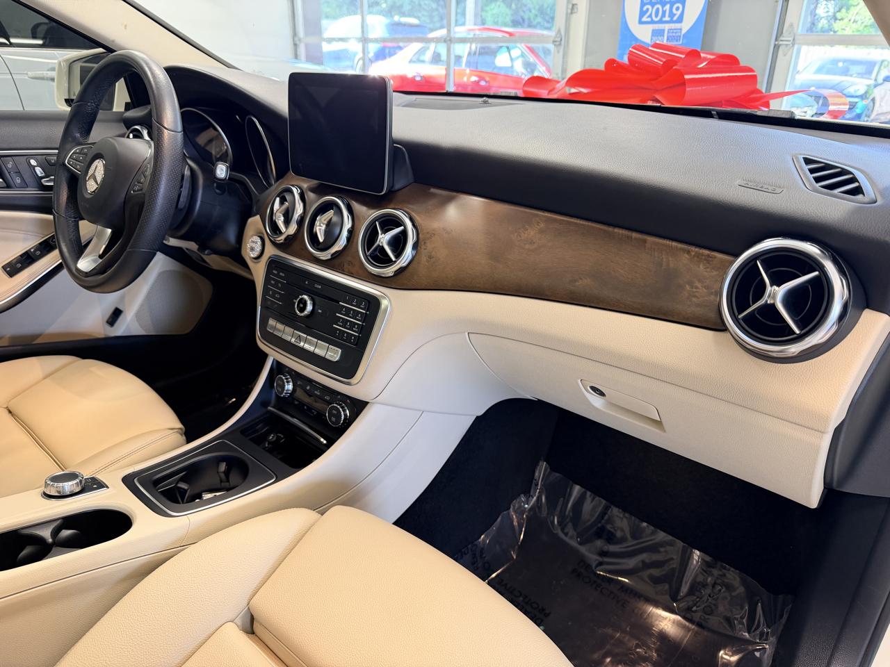 Mercedes-Benz GLA  2018