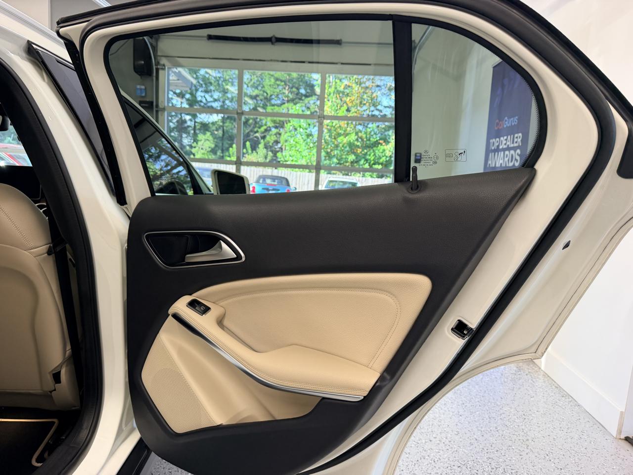 Mercedes-Benz GLA  2018