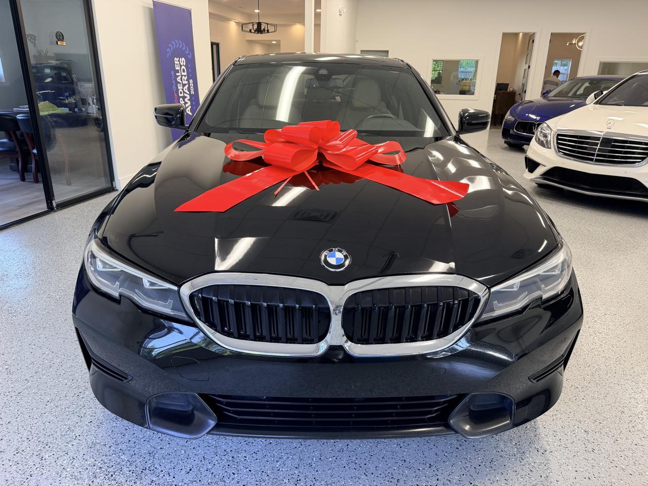 BMW 3 Series  2021