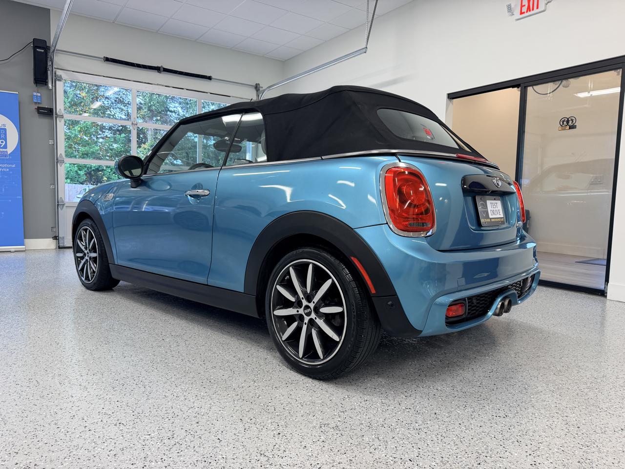 MINI Convertible  2018
