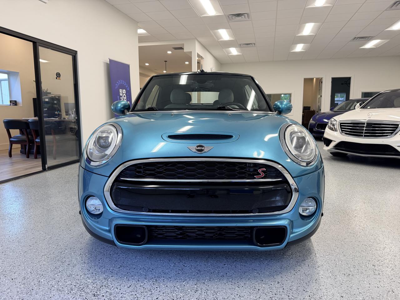 MINI Convertible  2018