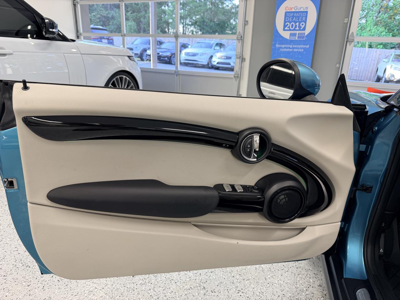 MINI Convertible  2018