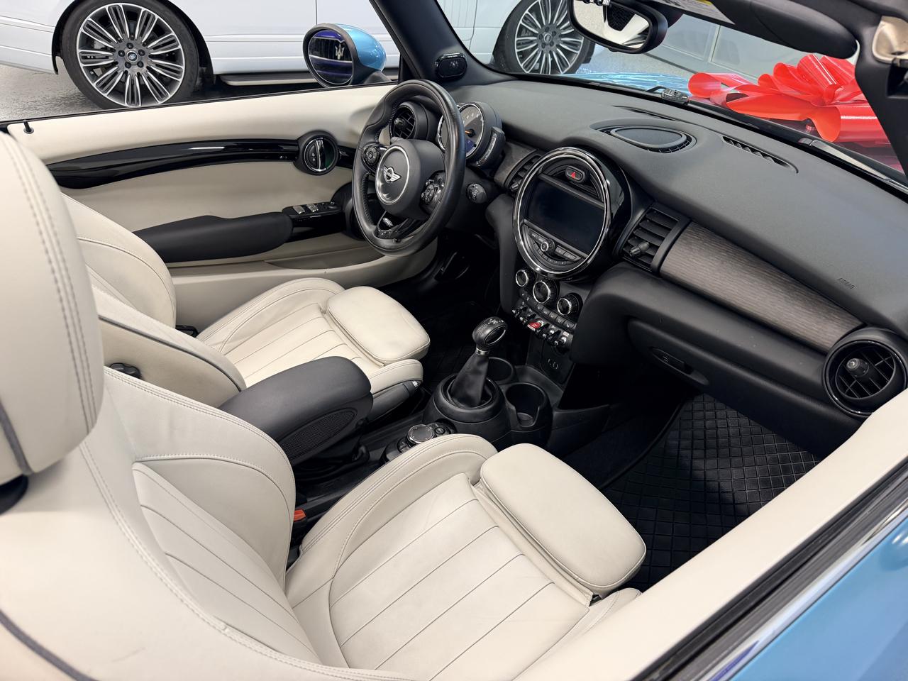 MINI Convertible  2018