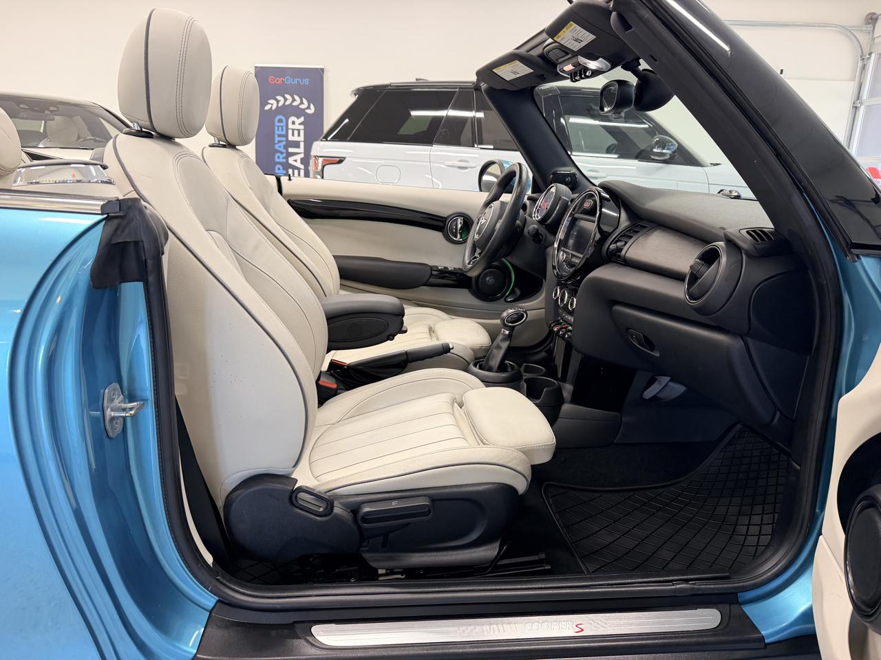 MINI Convertible  2018