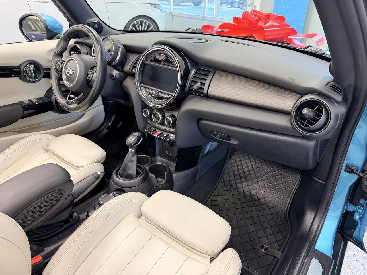 MINI Convertible  2018