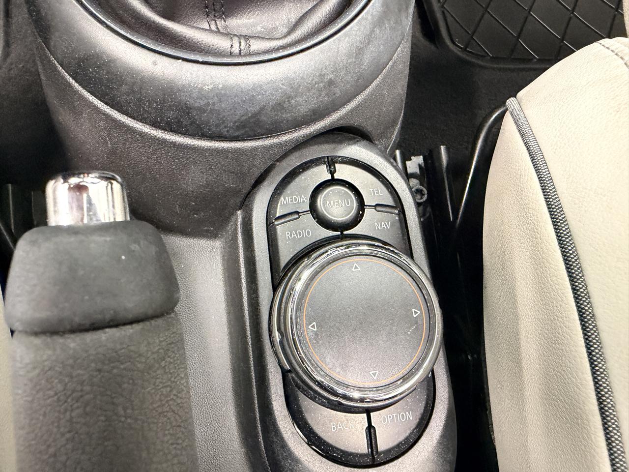 MINI Convertible  2018