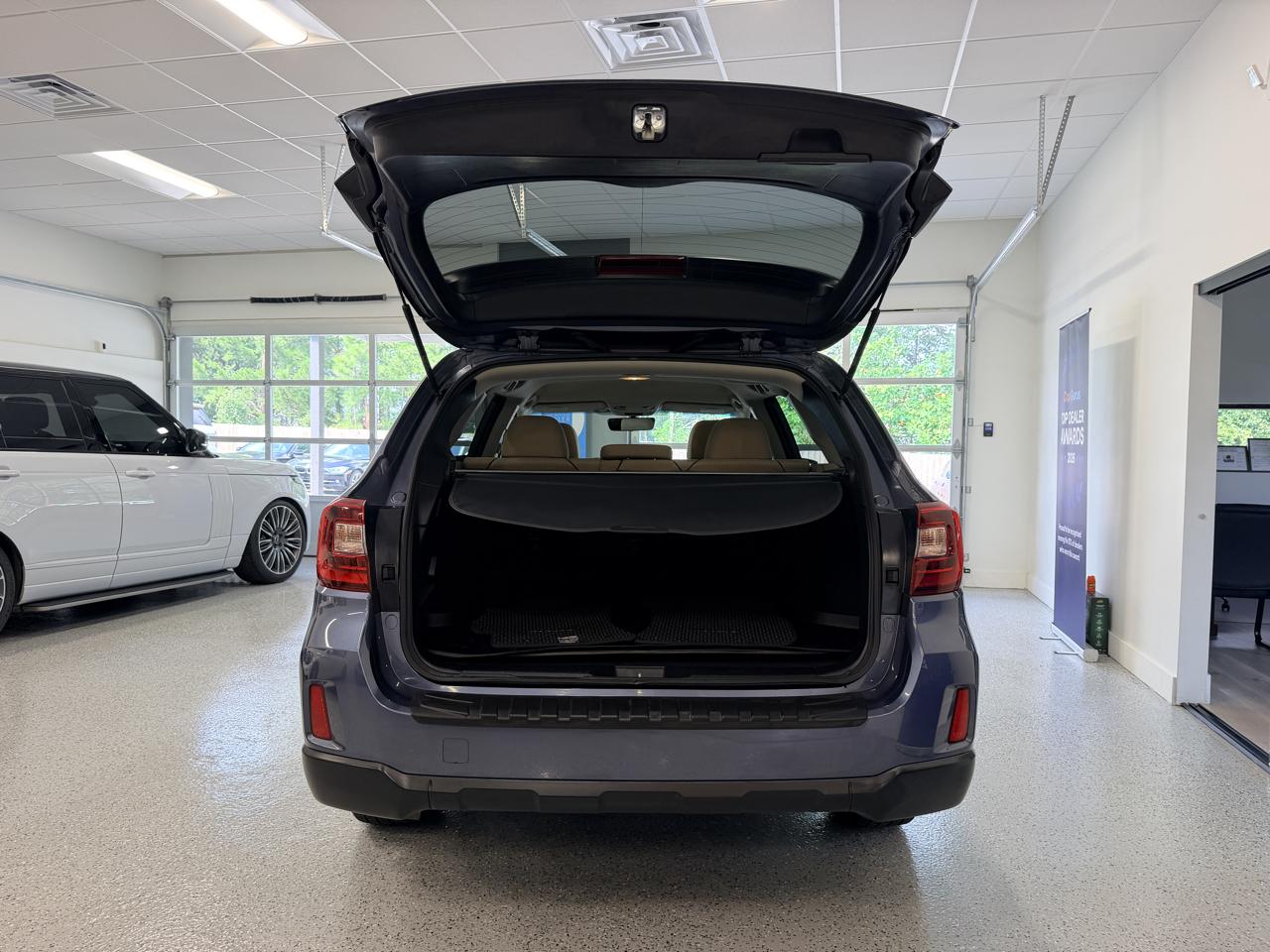 Subaru Outback 2.5i Premium 2017