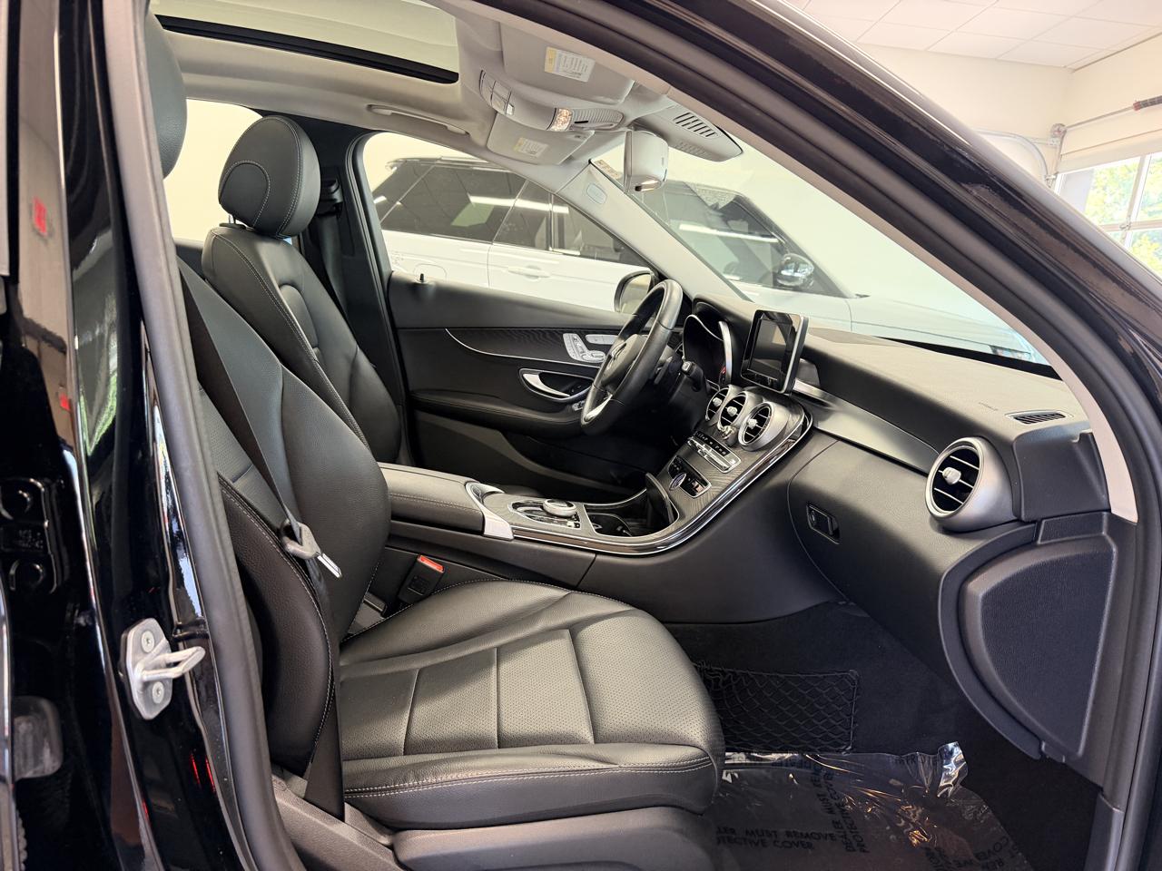 Mercedes-Benz C-Class C 300 Sedan with Luxury Pkg 2017