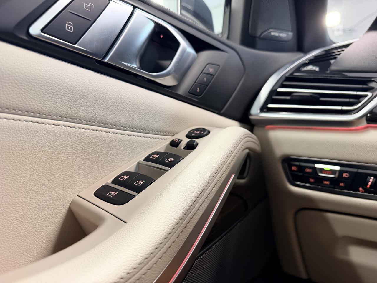 BMW X5  2019