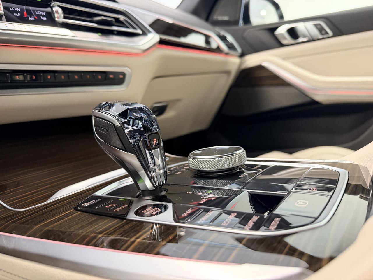 BMW X5  2019