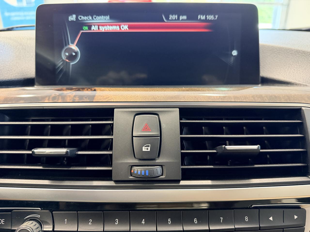 BMW 3 Series 4dr Sdn 320i xDrive AWD 2016