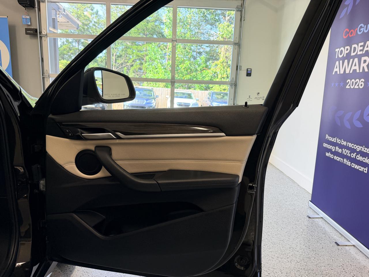 BMW X1 xDrive28i Sports Activity Vehicle 2017
