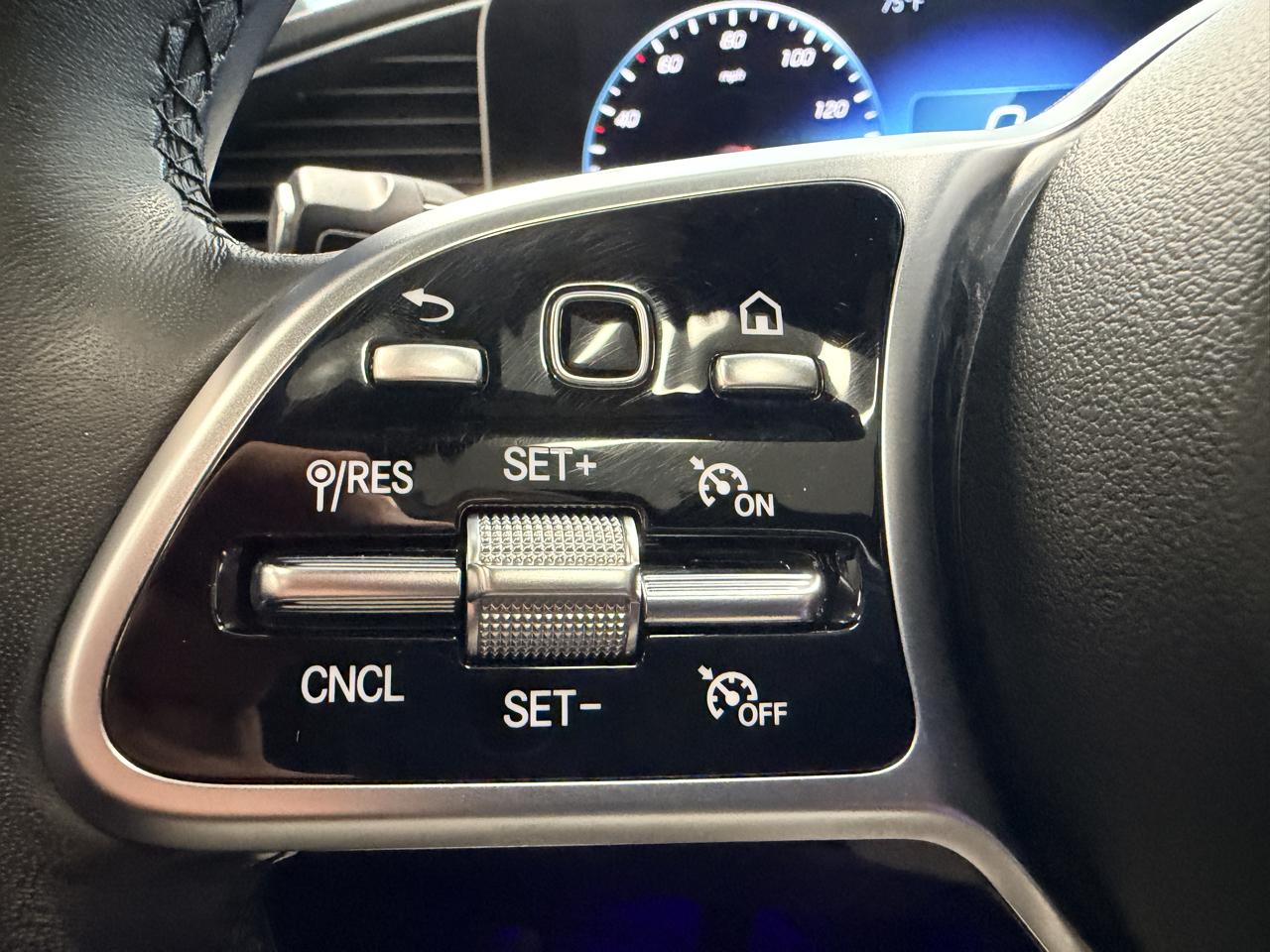 Mercedes-Benz GLE  2022
