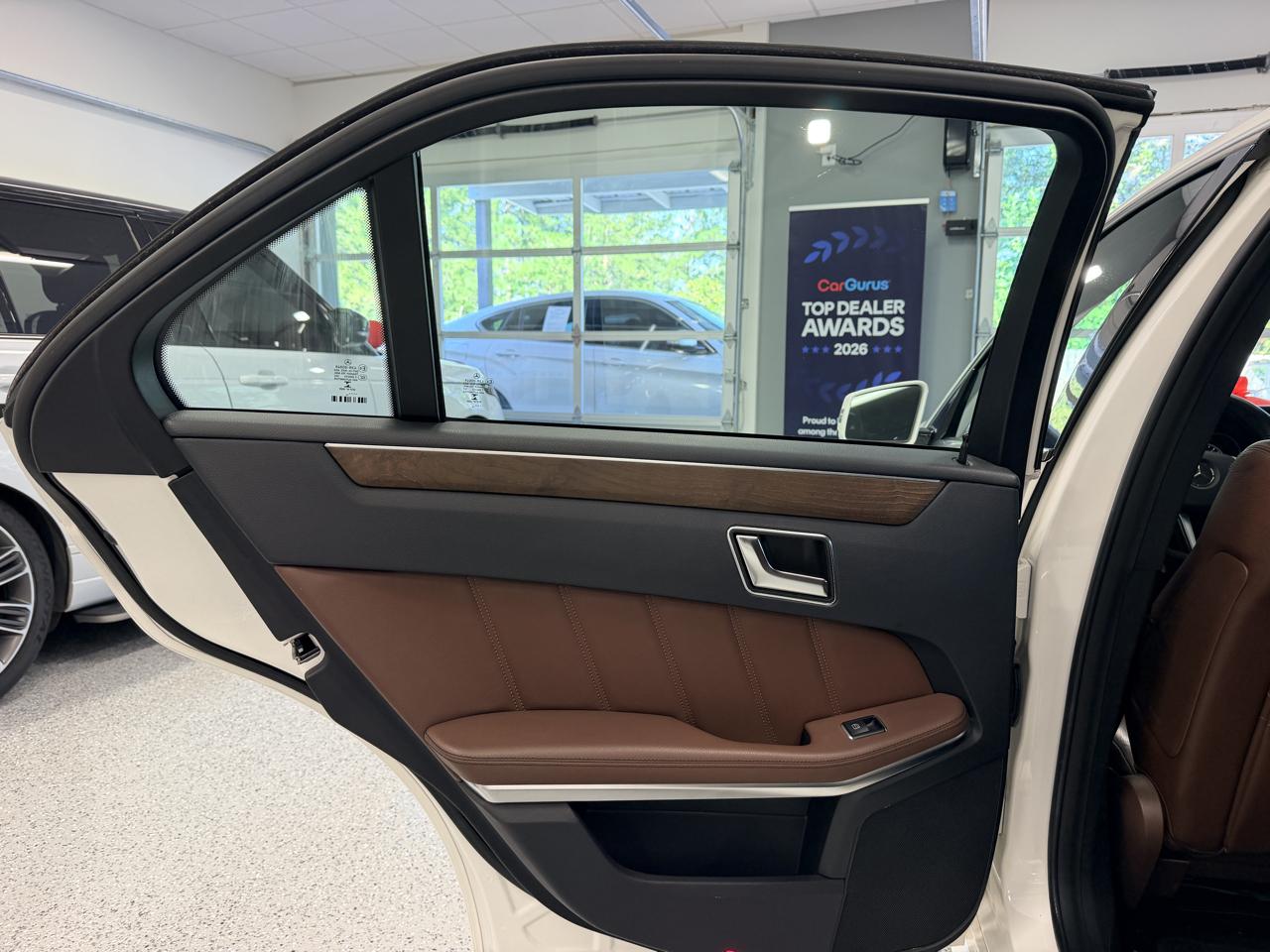 Mercedes-Benz E-Class 4dr Sdn E 350 Sport RWD 2014