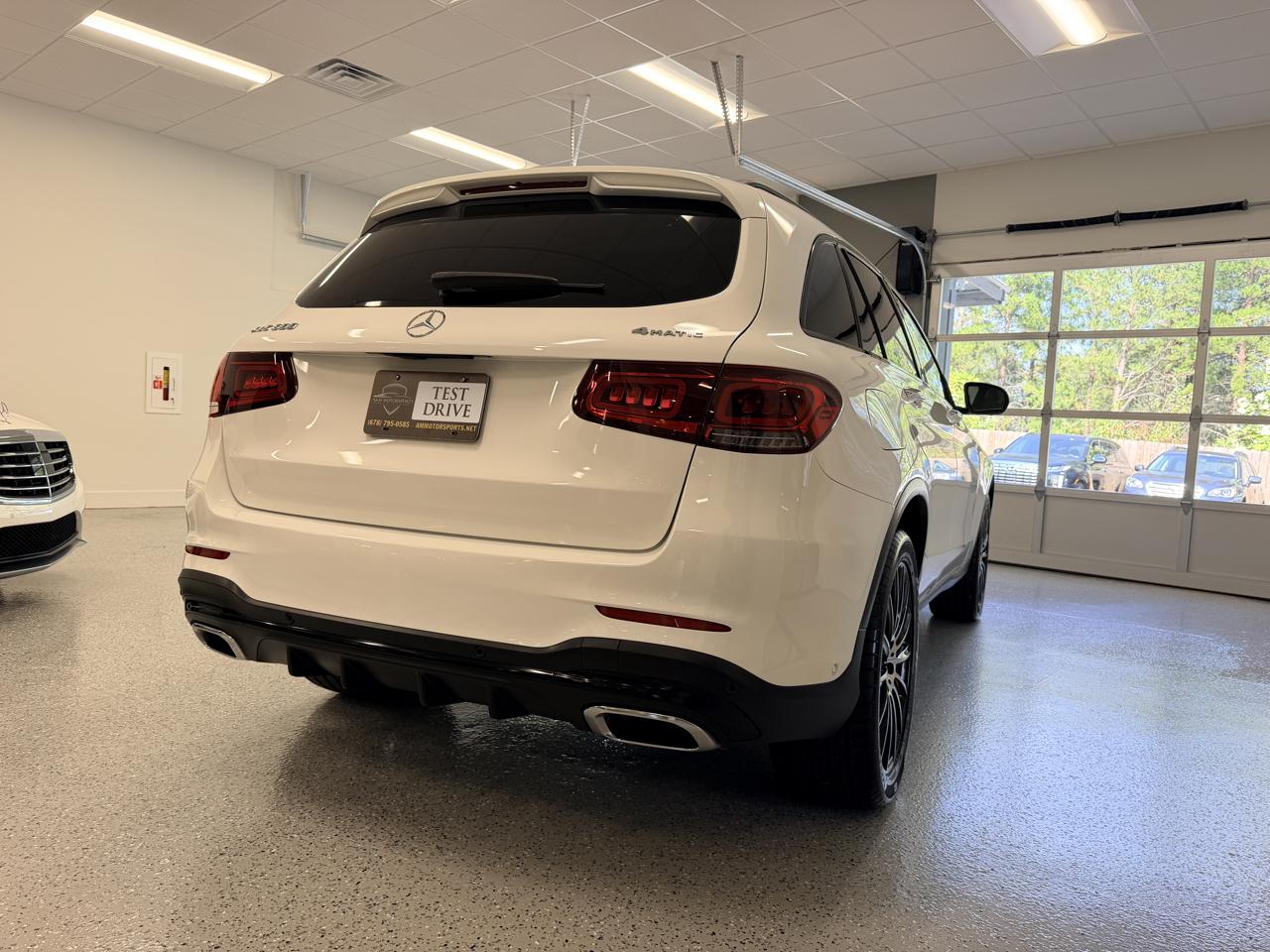 Mercedes-Benz GLC GLC 300 4MATIC SUV 2021