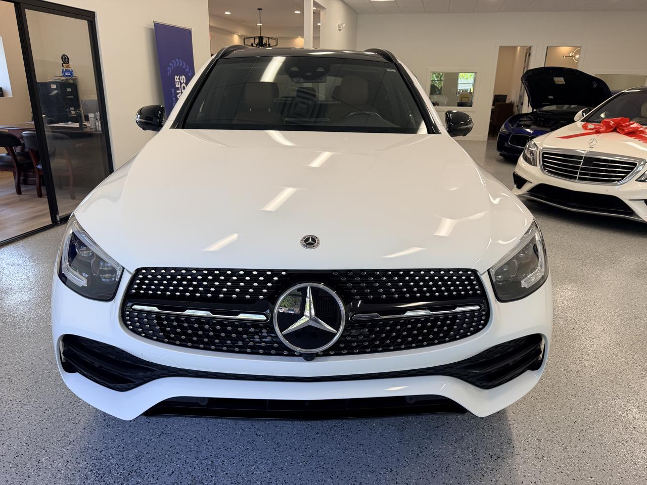 Mercedes-Benz GLC GLC 300 4MATIC SUV 2021