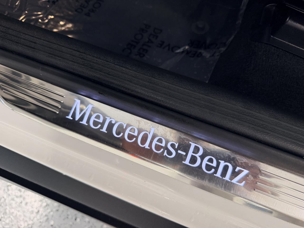 Mercedes-Benz GLC GLC 300 4MATIC SUV 2021