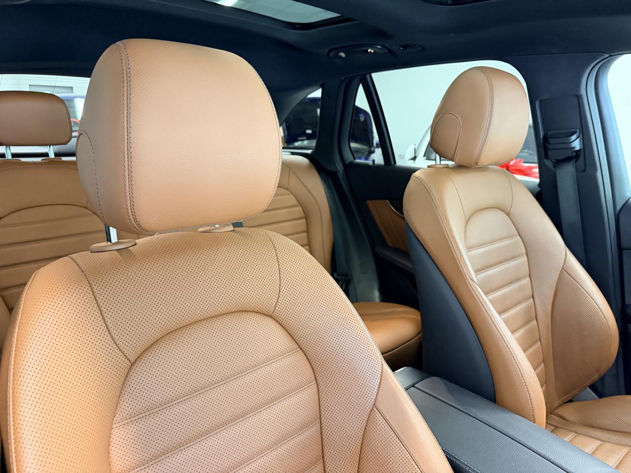 Mercedes-Benz GLC GLC 300 4MATIC SUV 2021