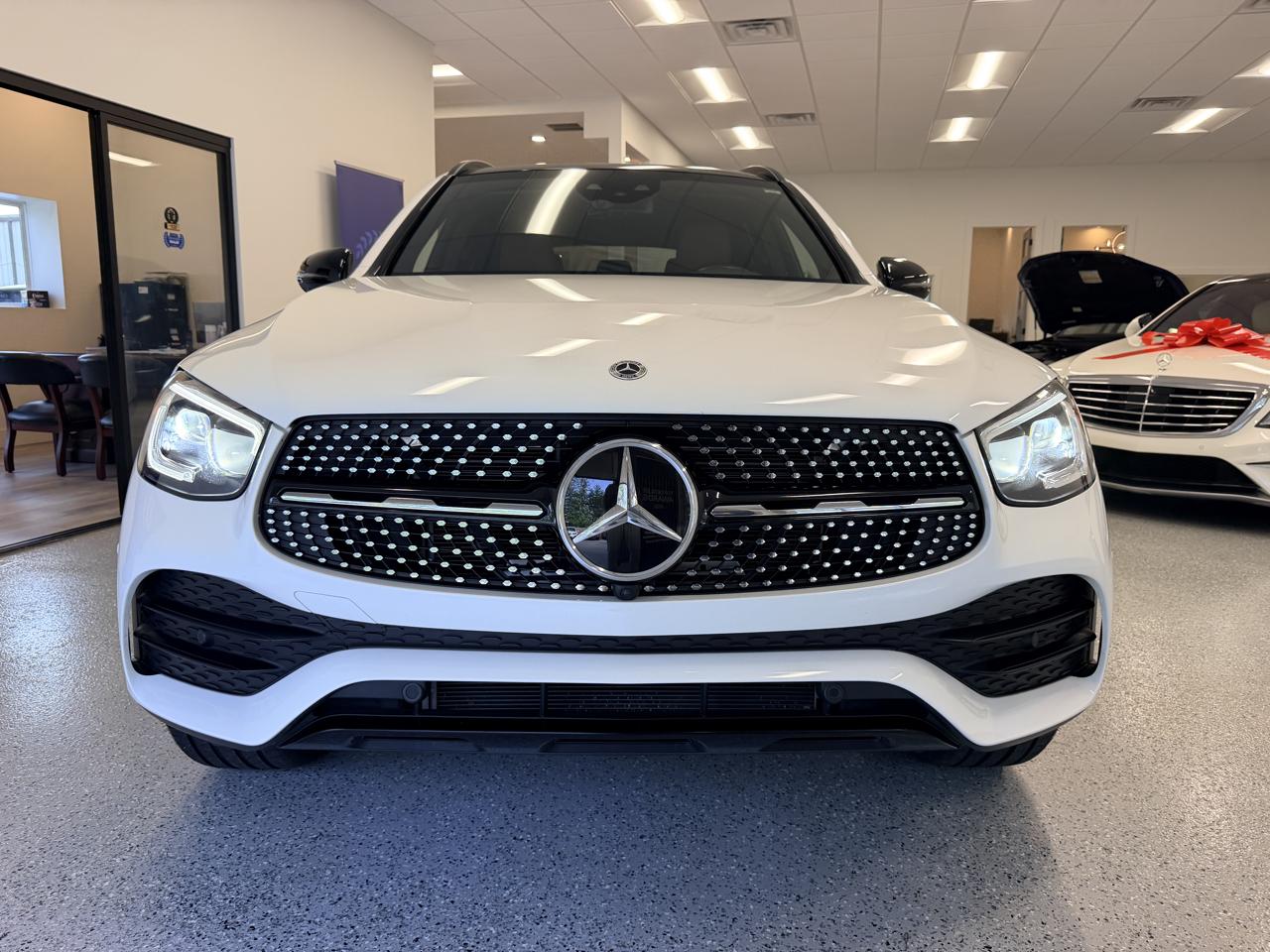 Mercedes-Benz GLC GLC 300 4MATIC SUV 2021