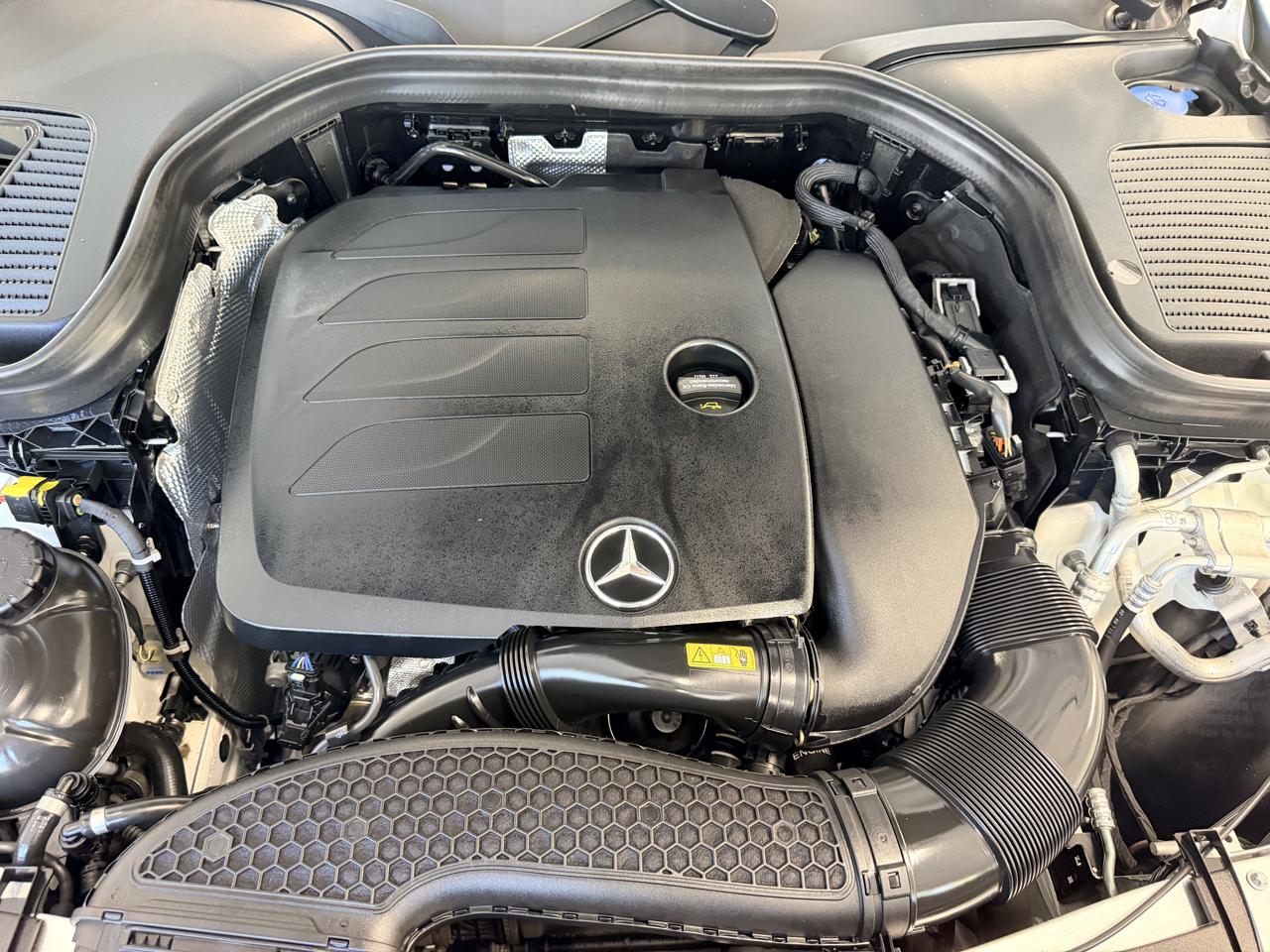Mercedes-Benz GLC GLC 300 4MATIC SUV 2021