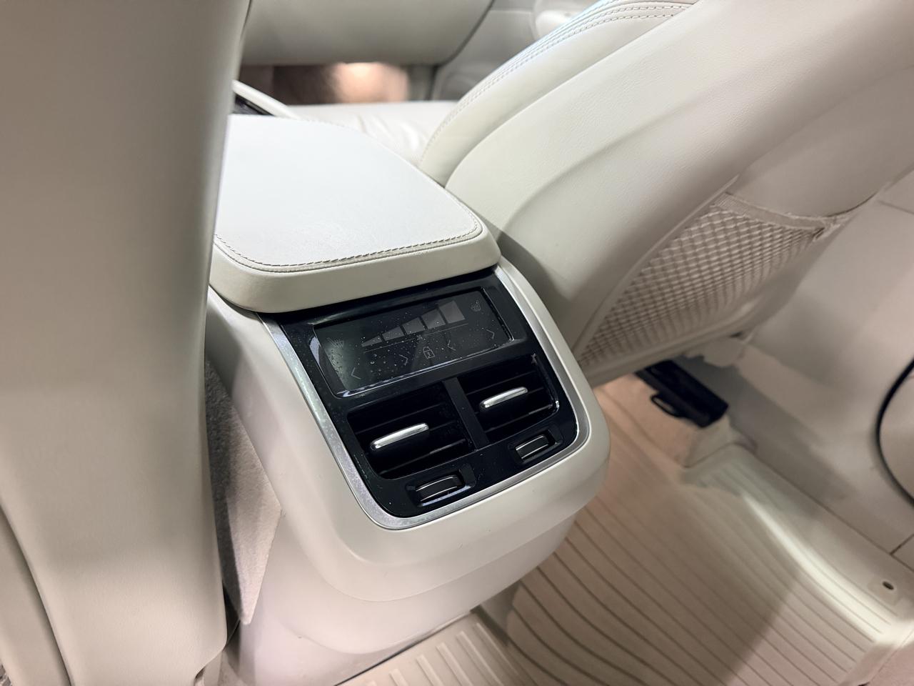 Volvo XC90 T6 AWD 7-Passenger Inscription 2018