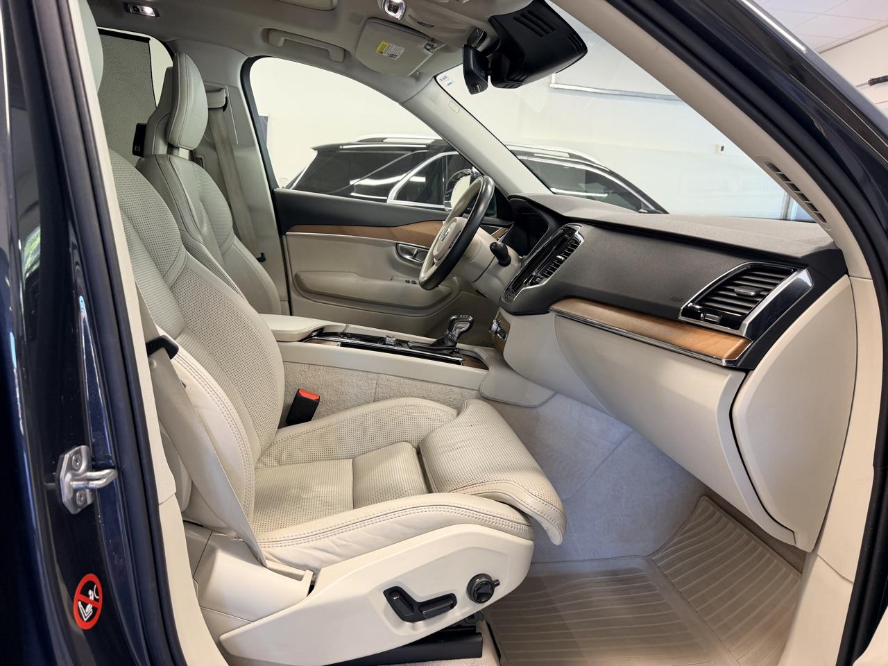 Volvo XC90 T6 AWD 7-Passenger Inscription 2018