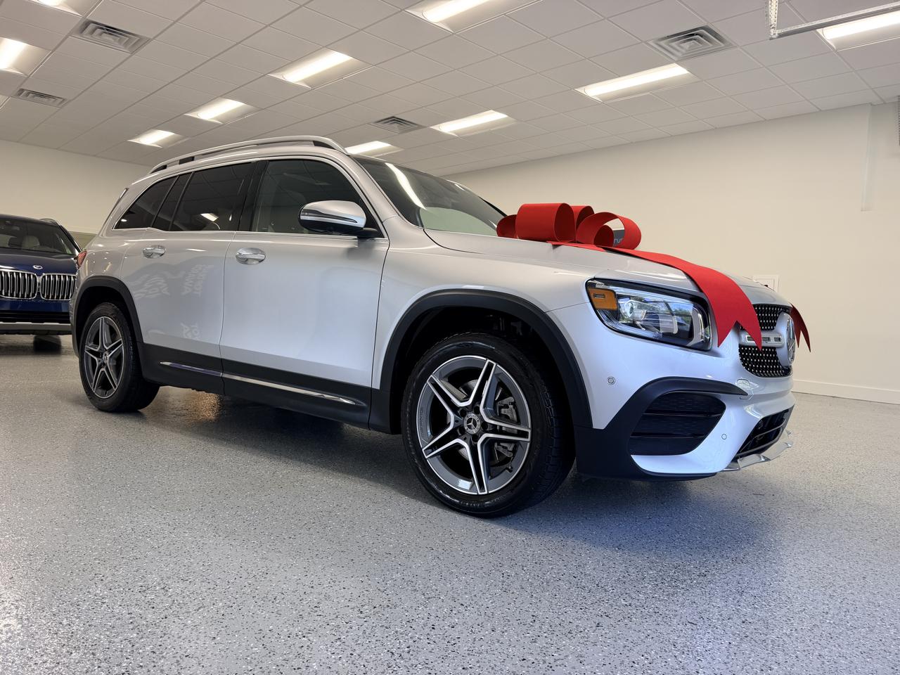 Mercedes-Benz GLB  2021