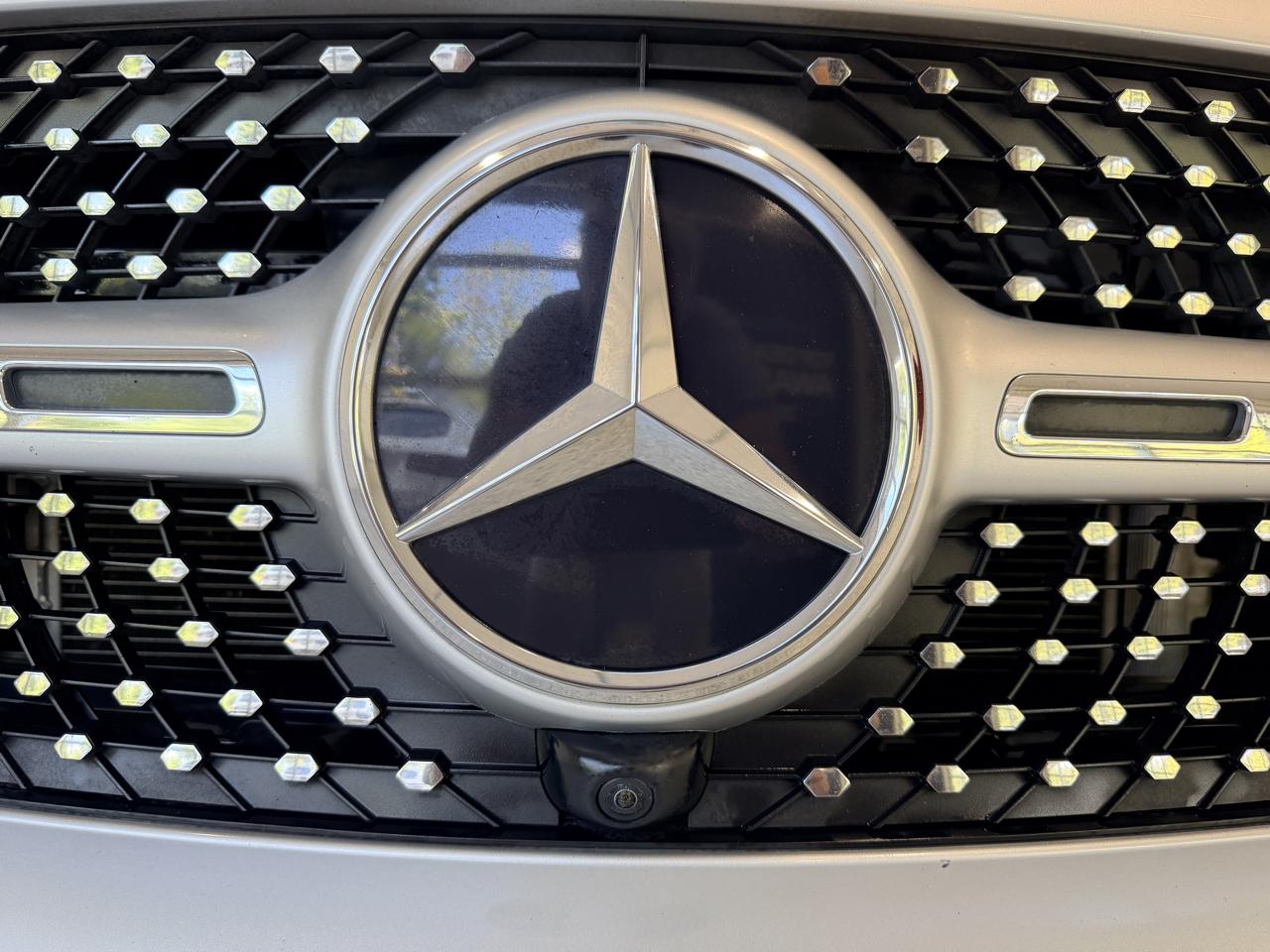 Mercedes-Benz GLB  2021