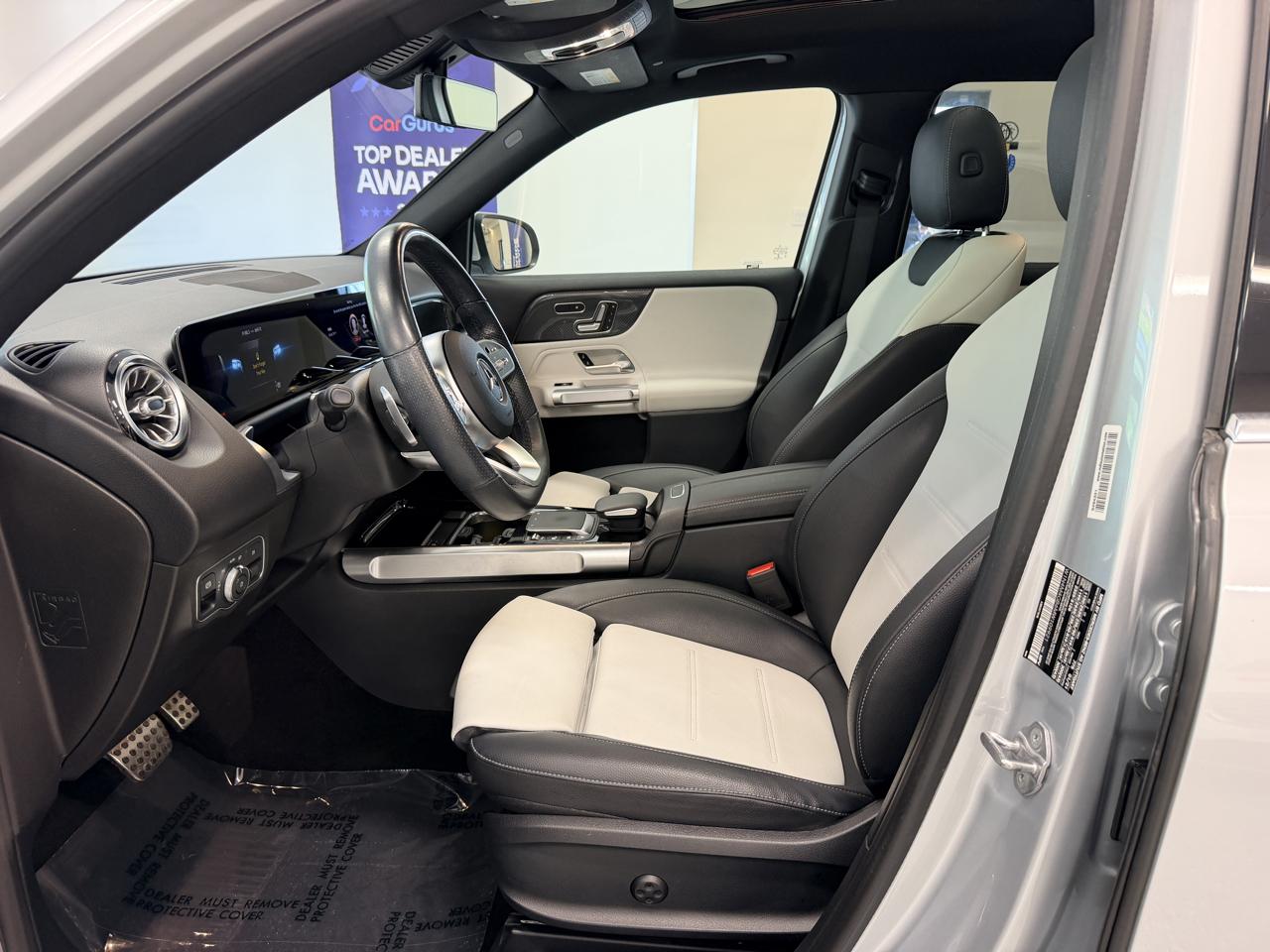 Mercedes-Benz GLB  2021