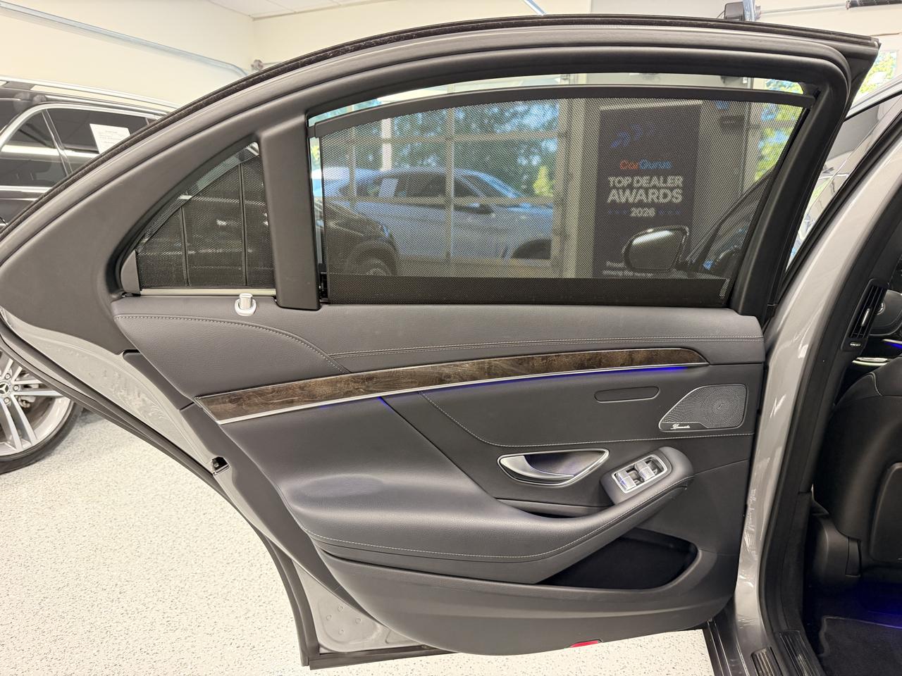 Mercedes-Benz S-Class  2015