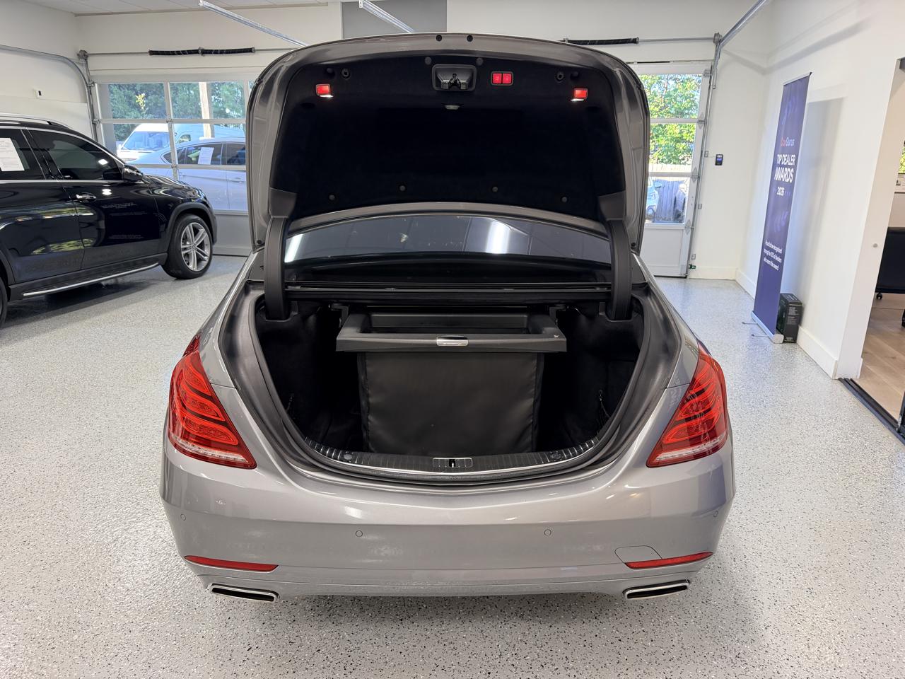 Mercedes-Benz S-Class  2015