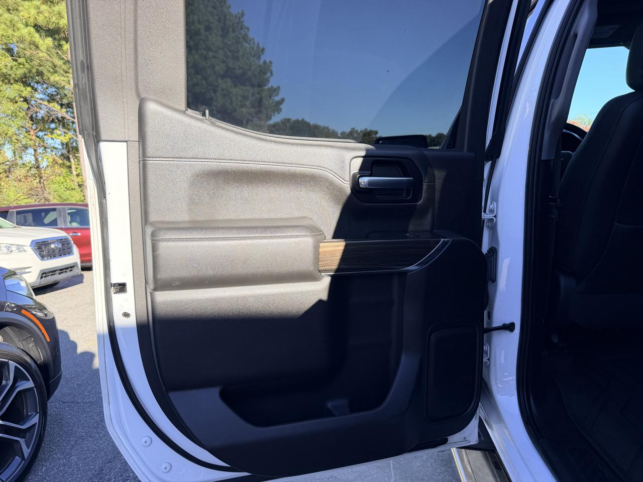 Chevrolet Silverado 1500 4WD Crew Cab 147" LT 2019