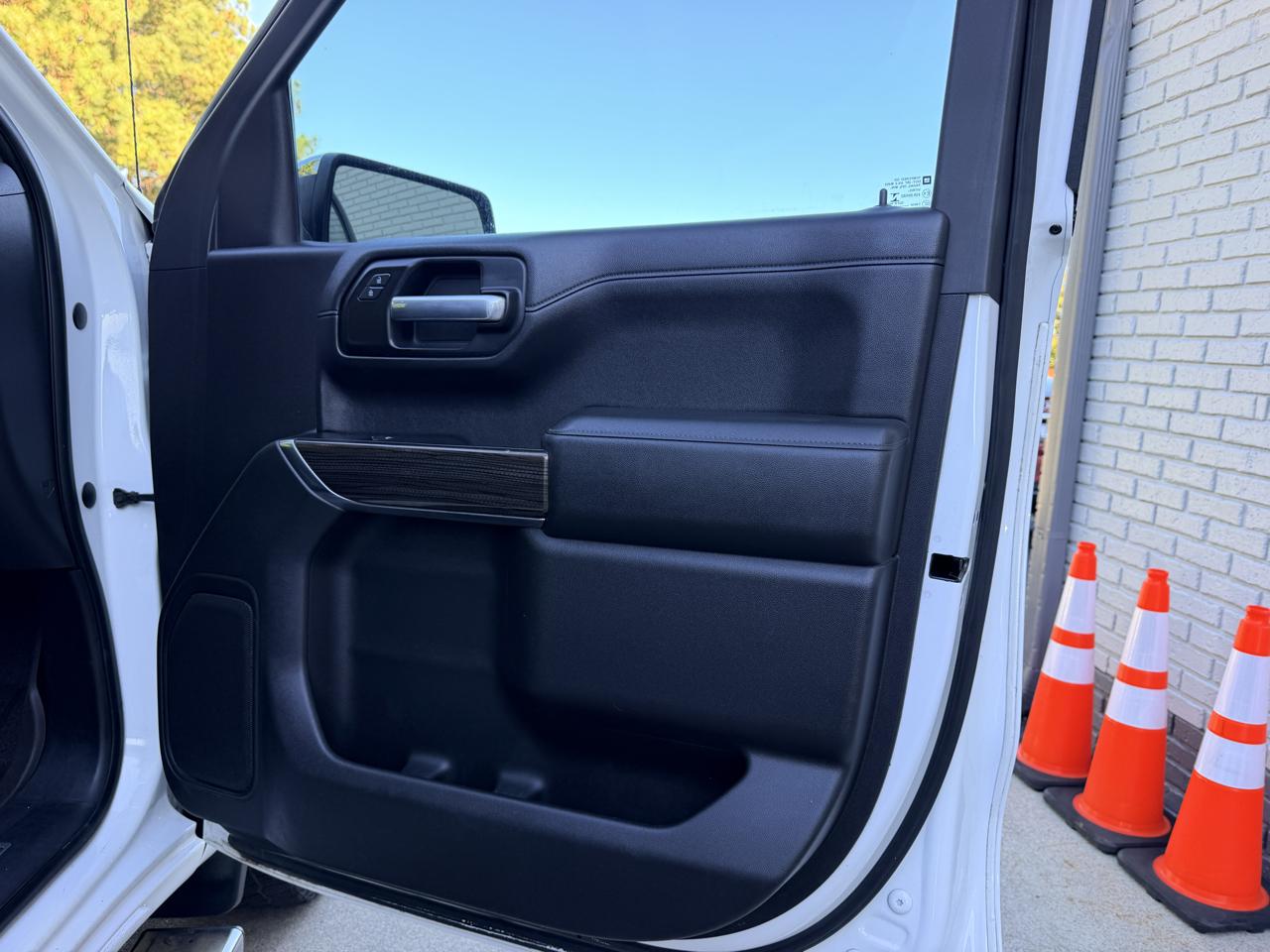 Chevrolet Silverado 1500 4WD Crew Cab 147" LT 2019