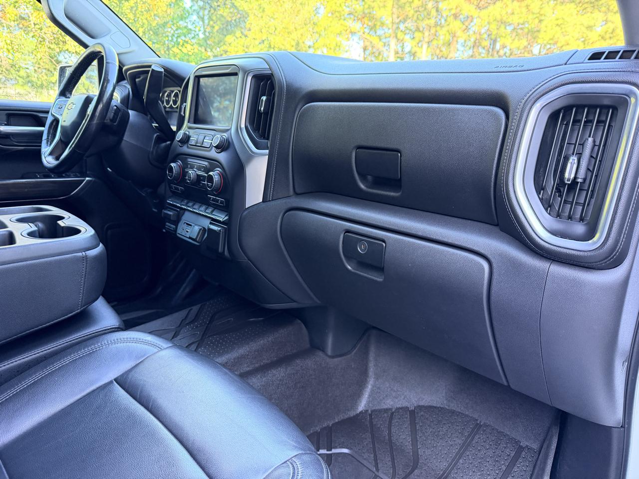 Chevrolet Silverado 1500 4WD Crew Cab 147" LT 2019