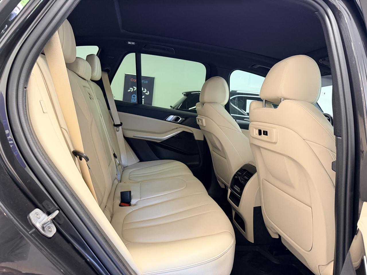 BMW X5  2020