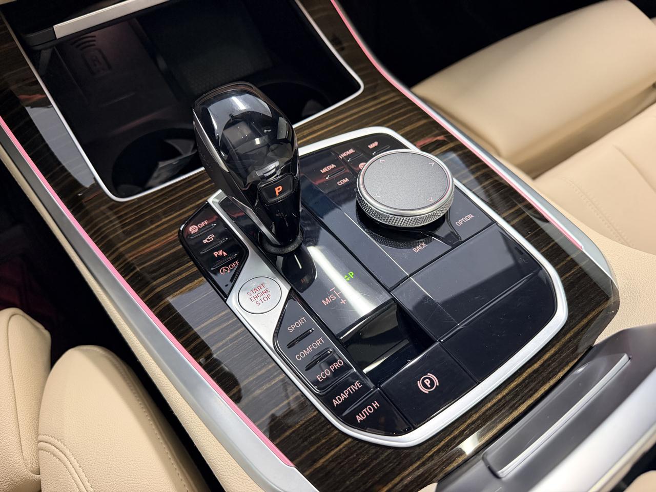 BMW X5  2020