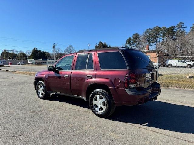 Chevrolet TrailBlazer LS 2WD 2006