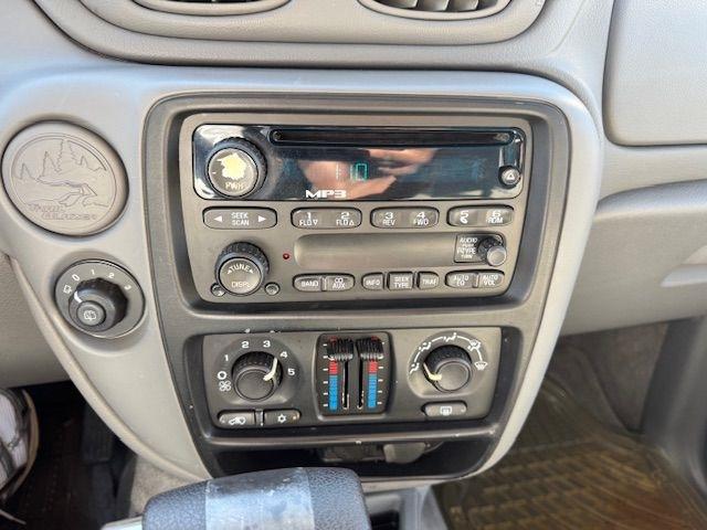 Chevrolet TrailBlazer LS 2WD 2006