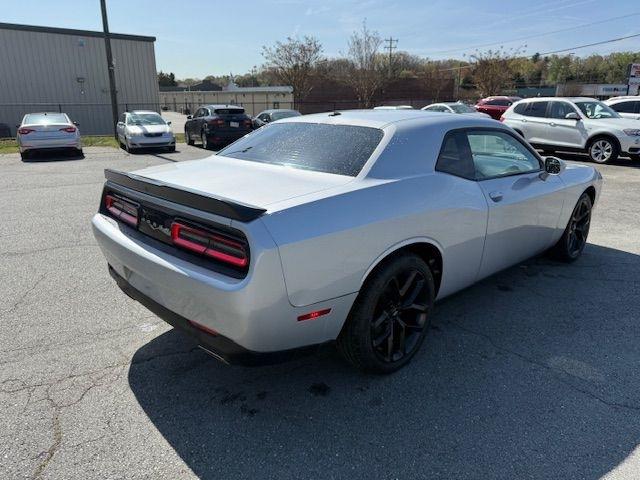Dodge Challenger SXT 2019