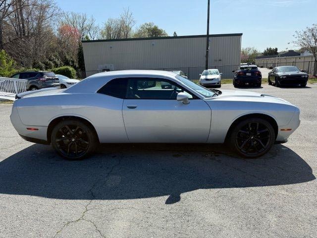 Dodge Challenger SXT 2019