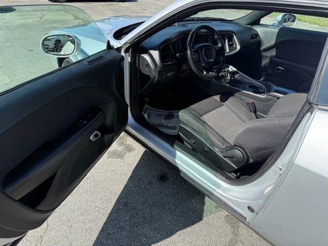 Dodge Challenger SXT 2019