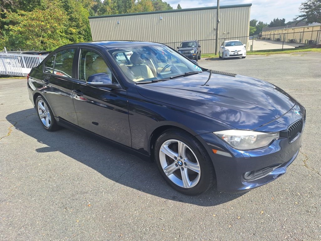 BMW 3-Series 328i Sedan 2013