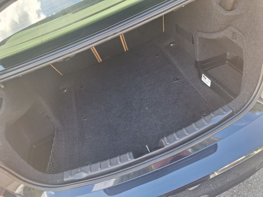 BMW 3-Series 328i Sedan 2013