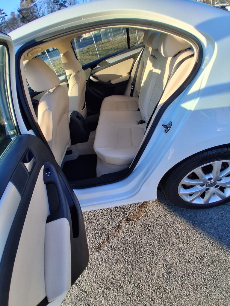 Volkswagen Jetta SE 2014