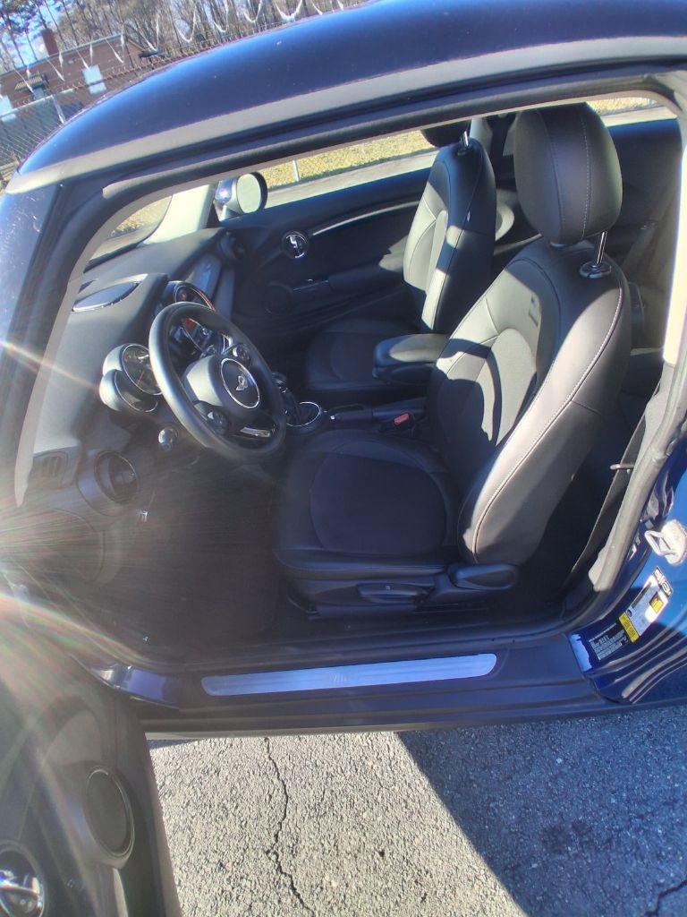 MINI Cooper Base 2014