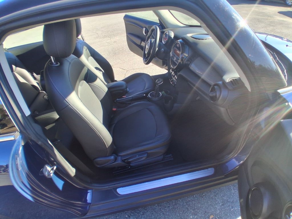 MINI Cooper Base 2014