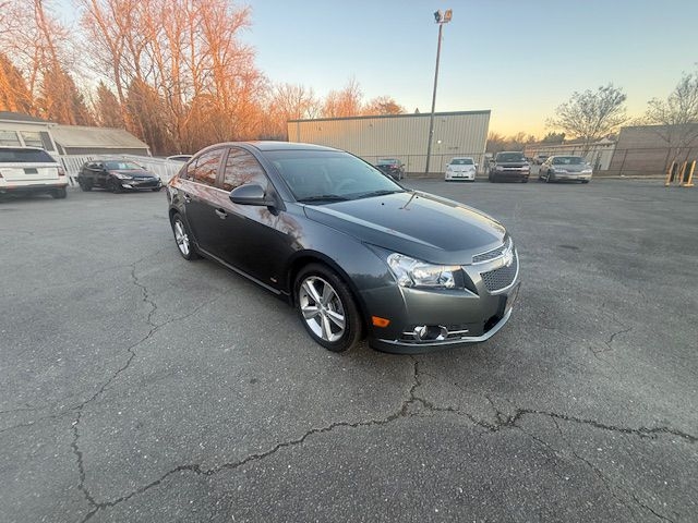 Chevrolet Cruze 2LT Auto 2013