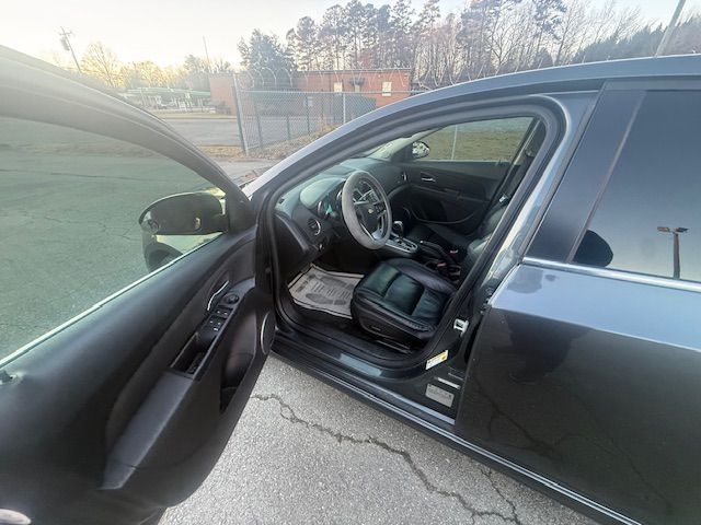 Chevrolet Cruze 2LT Auto 2013