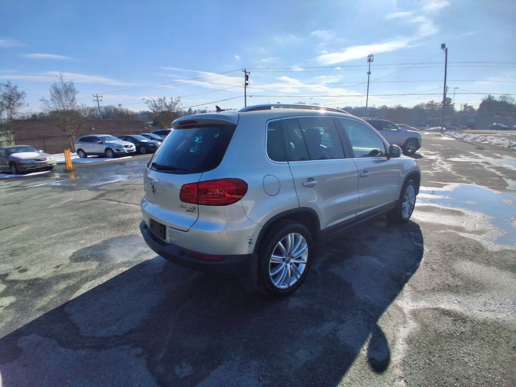 Volkswagen Tiguan SE 4Motion 2014