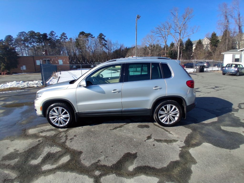 Volkswagen Tiguan SE 4Motion 2014